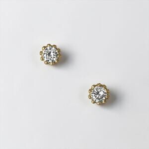 Crown Gold Stud Earrings